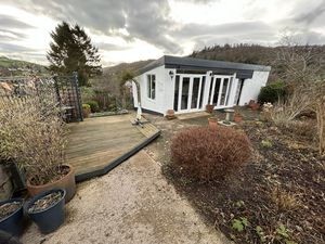 Photo 31- click for photo gallery